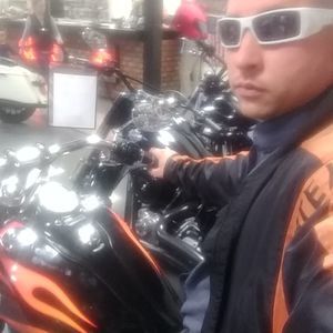 Meet your Posher, Christopher